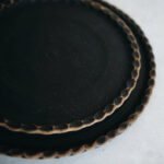 ceramic-scalloped-plate-small-dark2