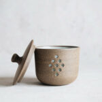 rustic-ceramic-garlic-keeper1