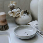 simple-ceramic-dish-brush-holder