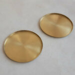 roan-iris-brass-tray